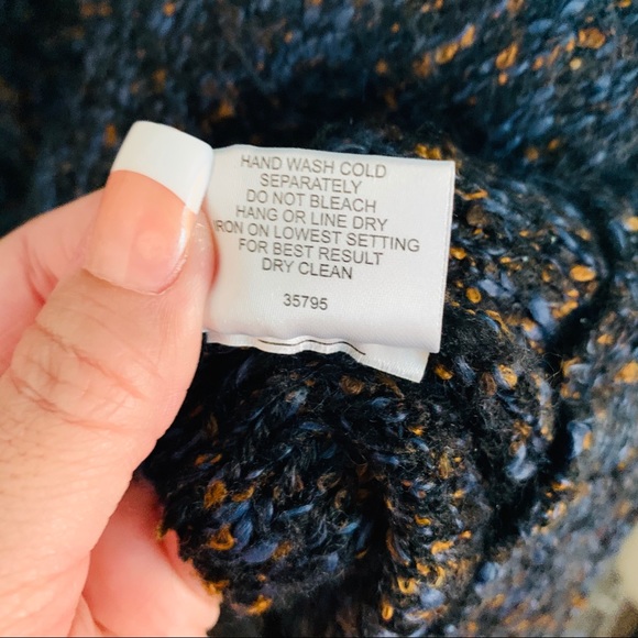 Romeo & Juliet Couture Space Dye Long Line Funnel-Neck Poncho Sweater EUC Sz L - Picture 8 of 10